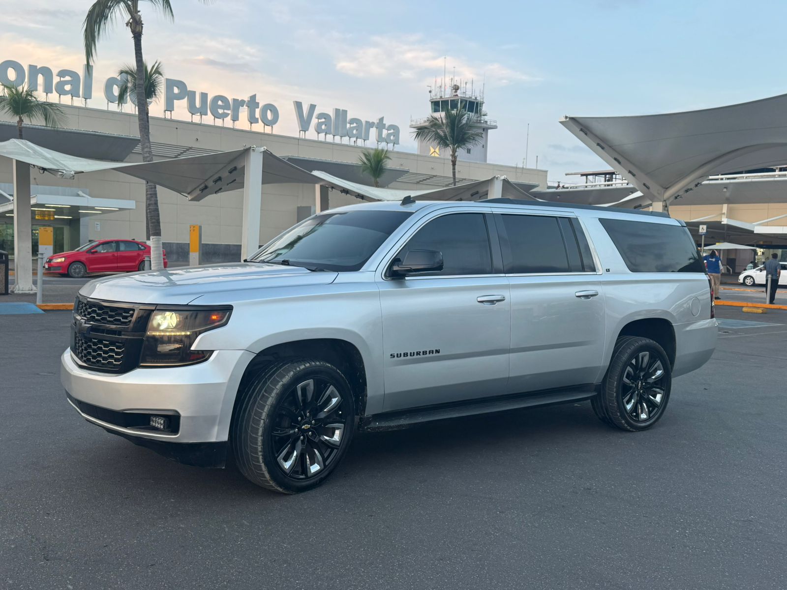 Suburban  VIP Airport Return Trip