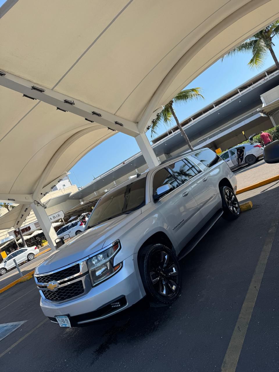 Suburban  VIP Airport Return Trip