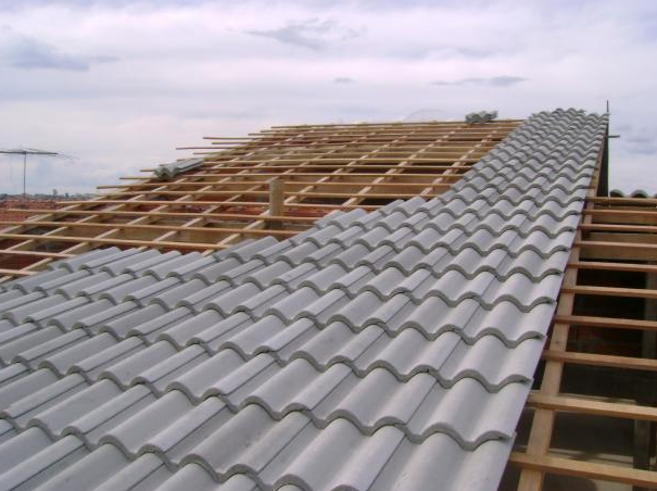 TROCA DE TELHAS - TELHADO 