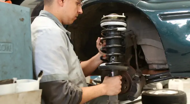 TROCA DE AMORTECEDORES (Oficina, Mecânica)