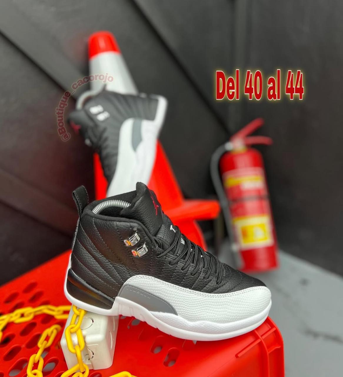 Jordan 12 Retro “Playoff Edition” – Alta Gama