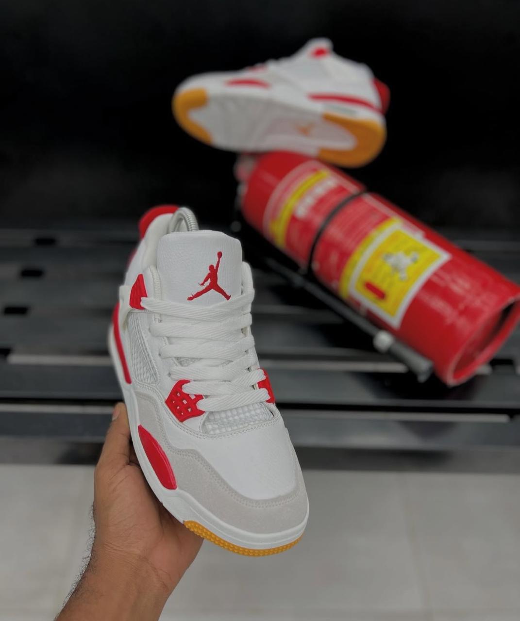 Jordan Retro Fire Red – Alta Gama