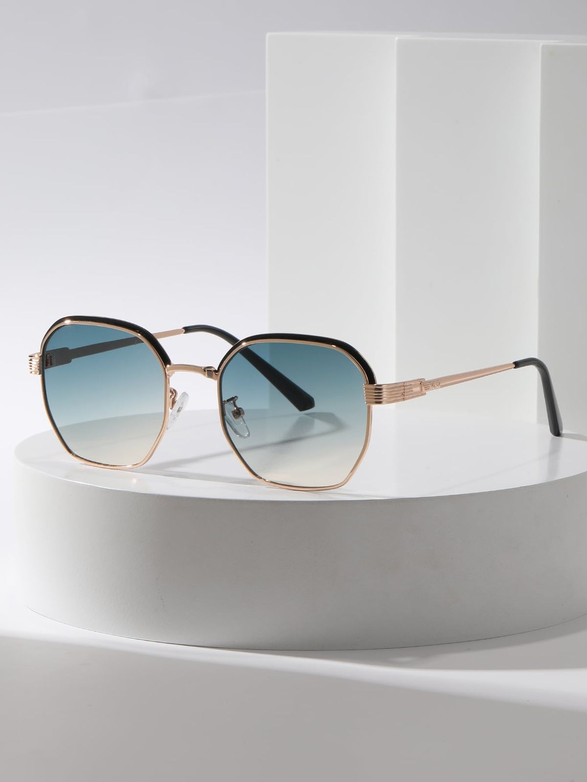 Gradient Square Sunglasses