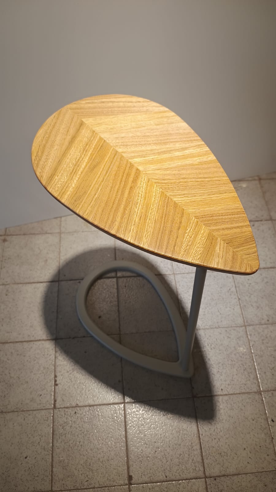 Mesa hoja arrime