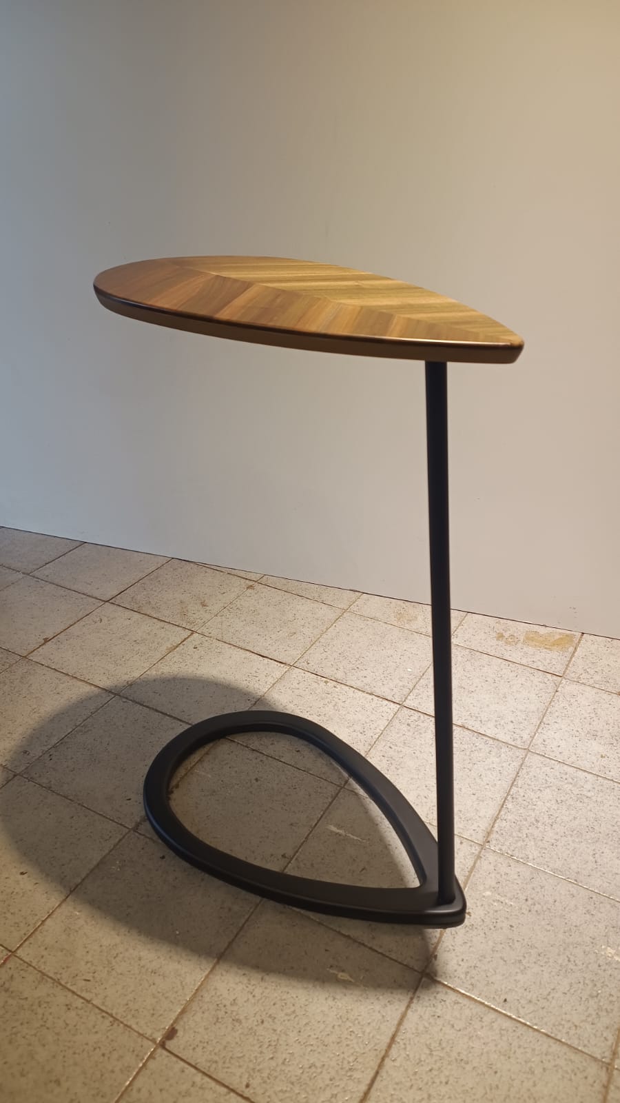 Mesa hoja arrime