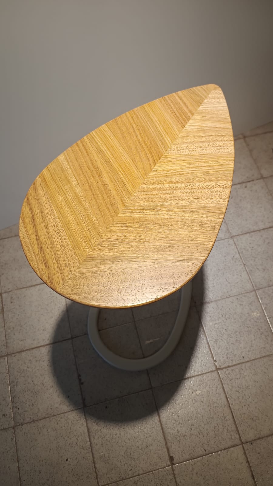 Mesa hoja arrime