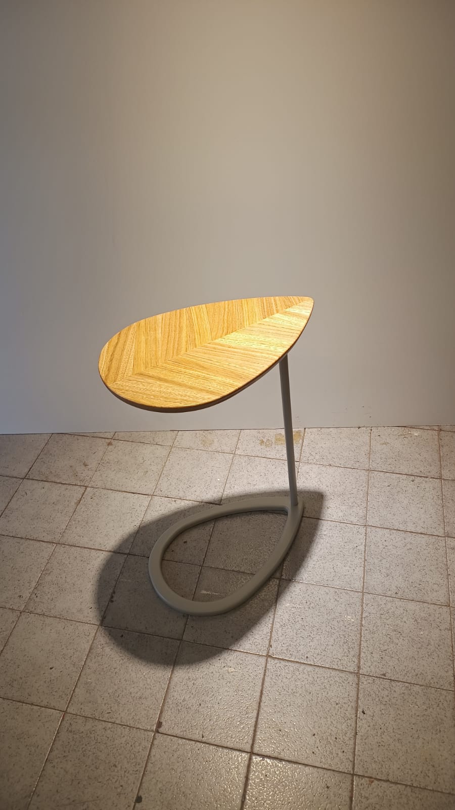 Mesa hoja arrime