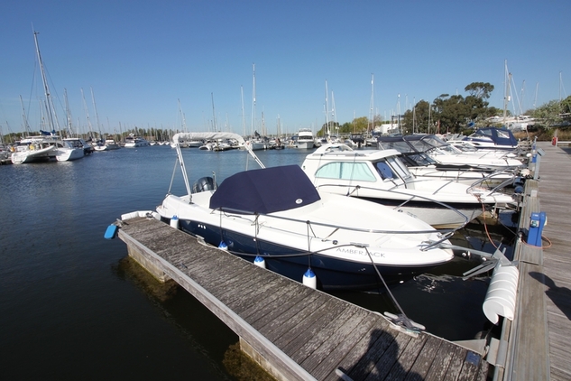 2018 Jeanneau Cap Camarat 6.5 WA