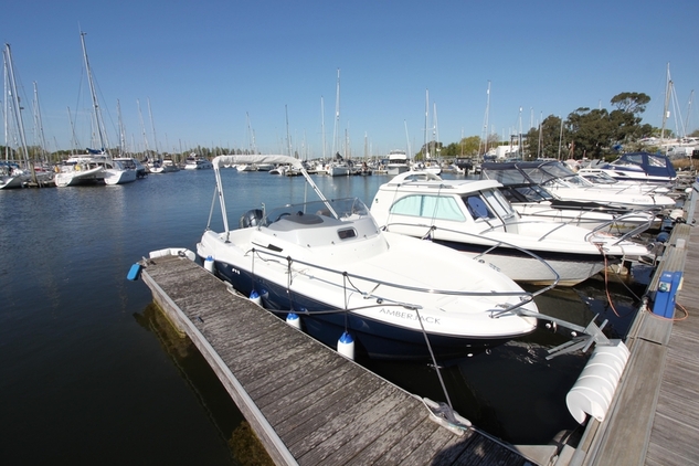 2018 Jeanneau  Cap Camarat 6.5 WA