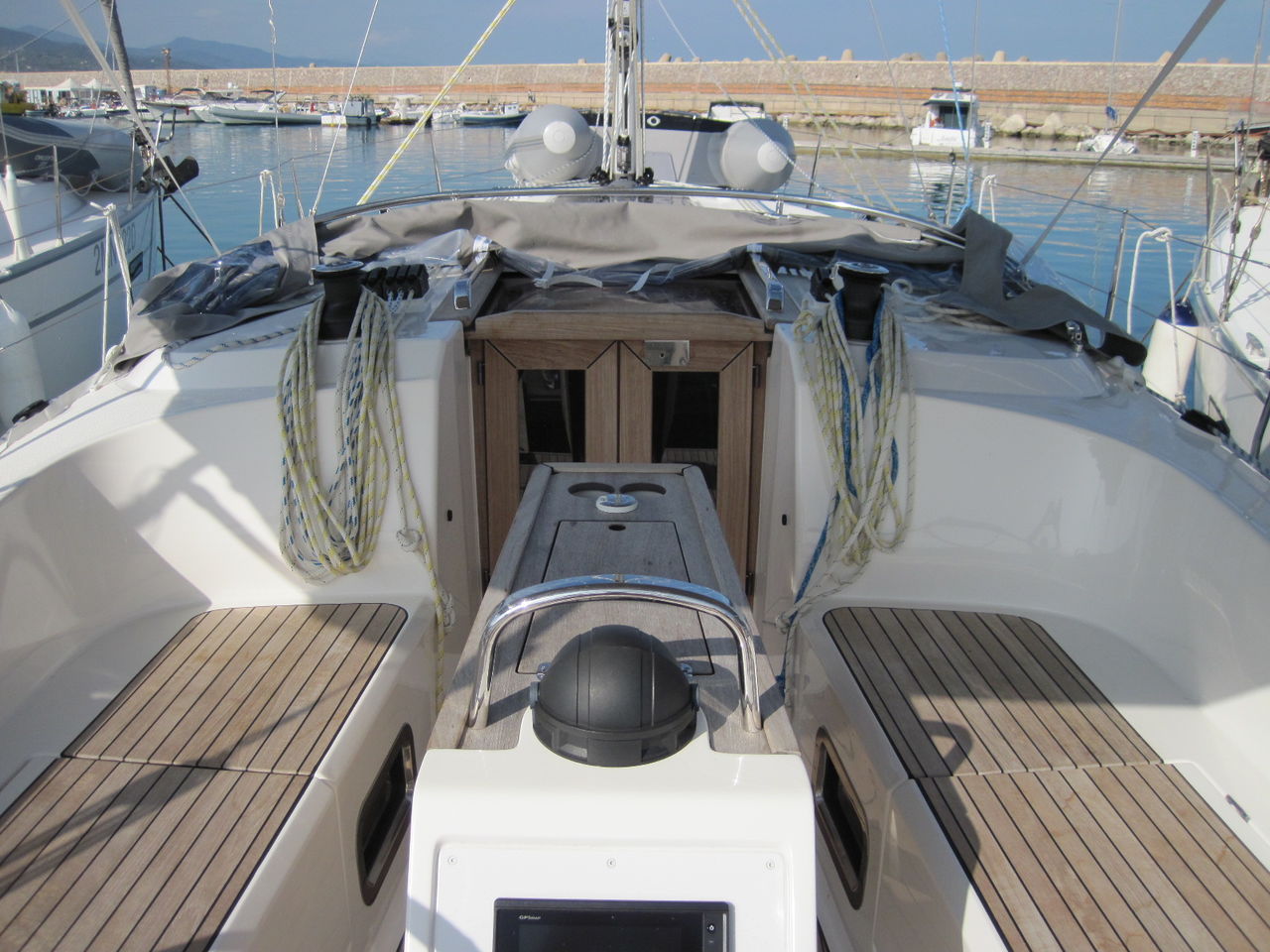 2017 Bavaria Cruiser 37