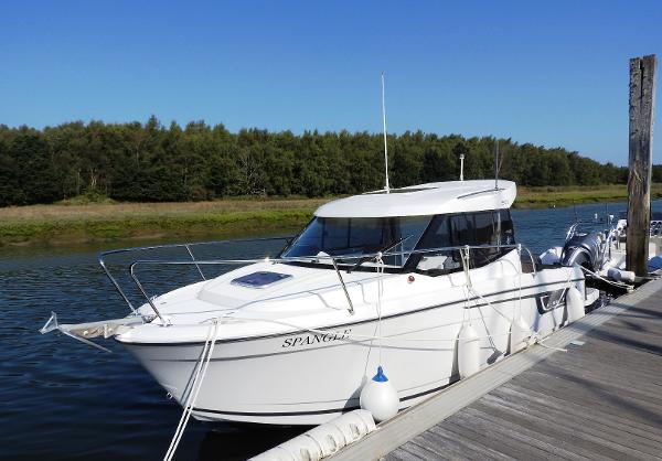 2016 Jeanneau Merry Fisher 695