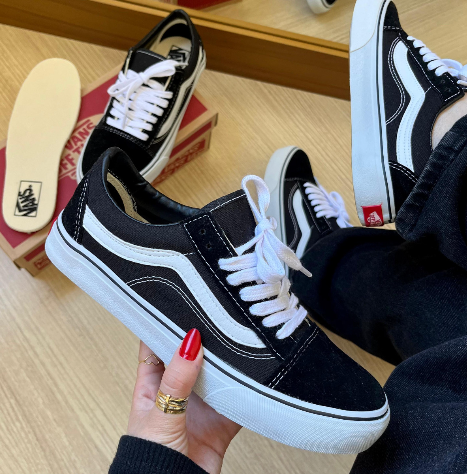 Vans Old Skool Preto Clássico - Atacado Unissex 12 Pares