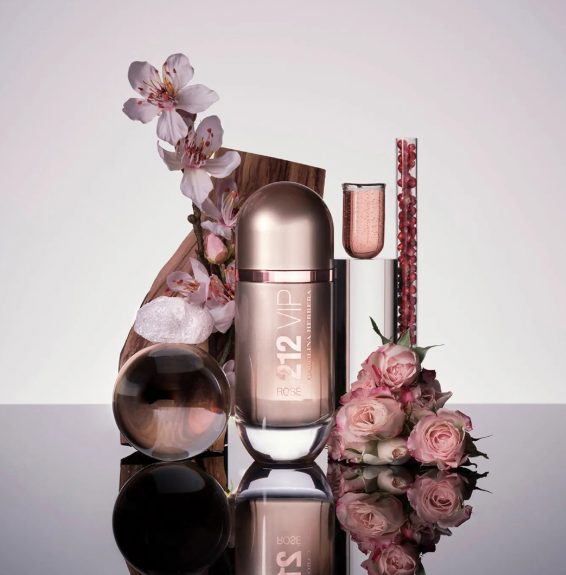 Perfume Carolina Herrera 212 VIP Rosé EDP Feminino 50ml CAROLINA HERRERA