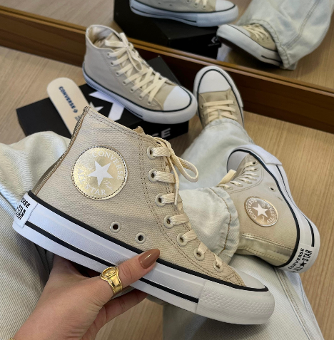 Converse All Star Cano Alto Creme com Destaque Metalizado