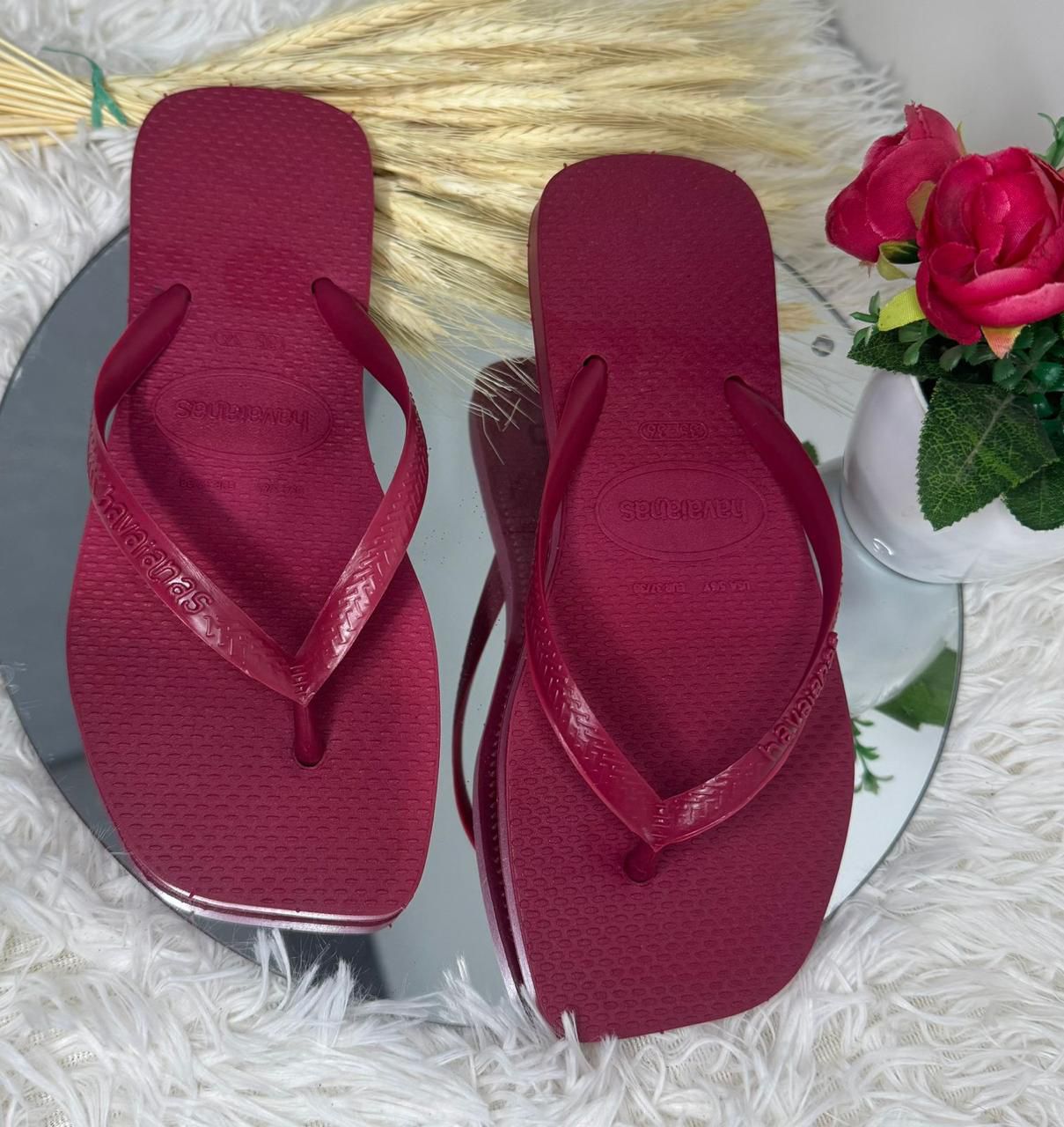 Chinelo Havaianas Slim Bico Quadrado - Atacdo 12 Pares