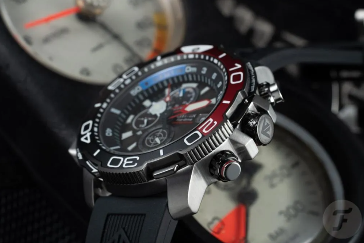 Relógio Citizen Promaster Aqualand Eco-Drive - BJ2167-03E (Acentos em Vermelho)