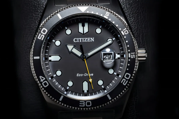 Citizen Eco-Drive AW1760-81E: Estilo Desportivo e Sustentável