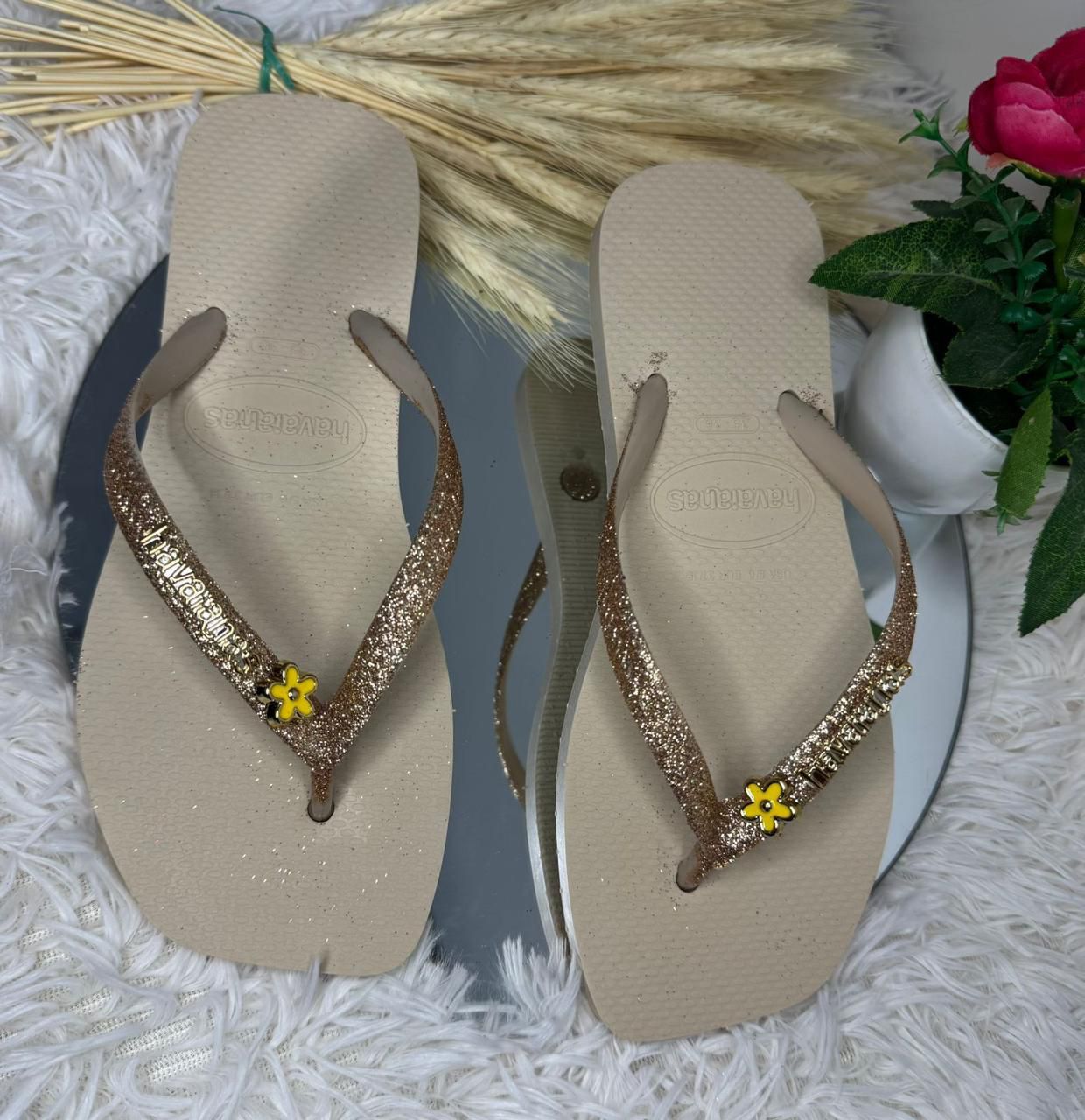 Chinelo Havaianas Slim Glitter com Aplique de Flor - Atacado 12 Pares