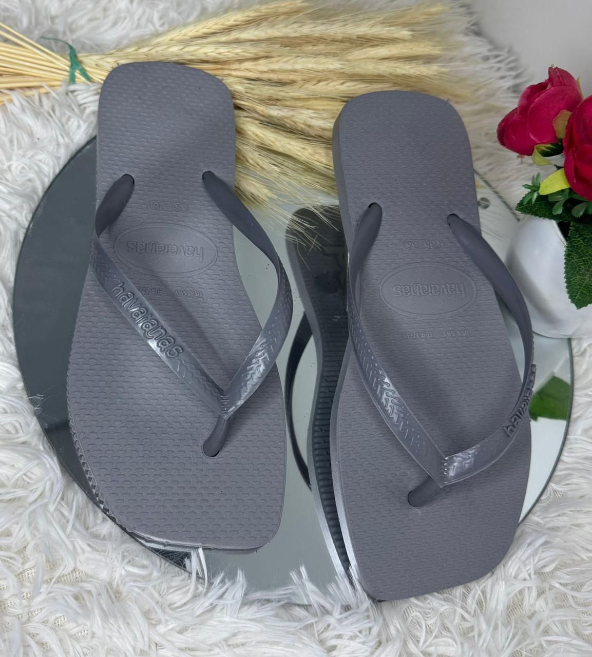 Chinelo Havaianas Slim Bico Quadrado - Atacdo 12 Pares