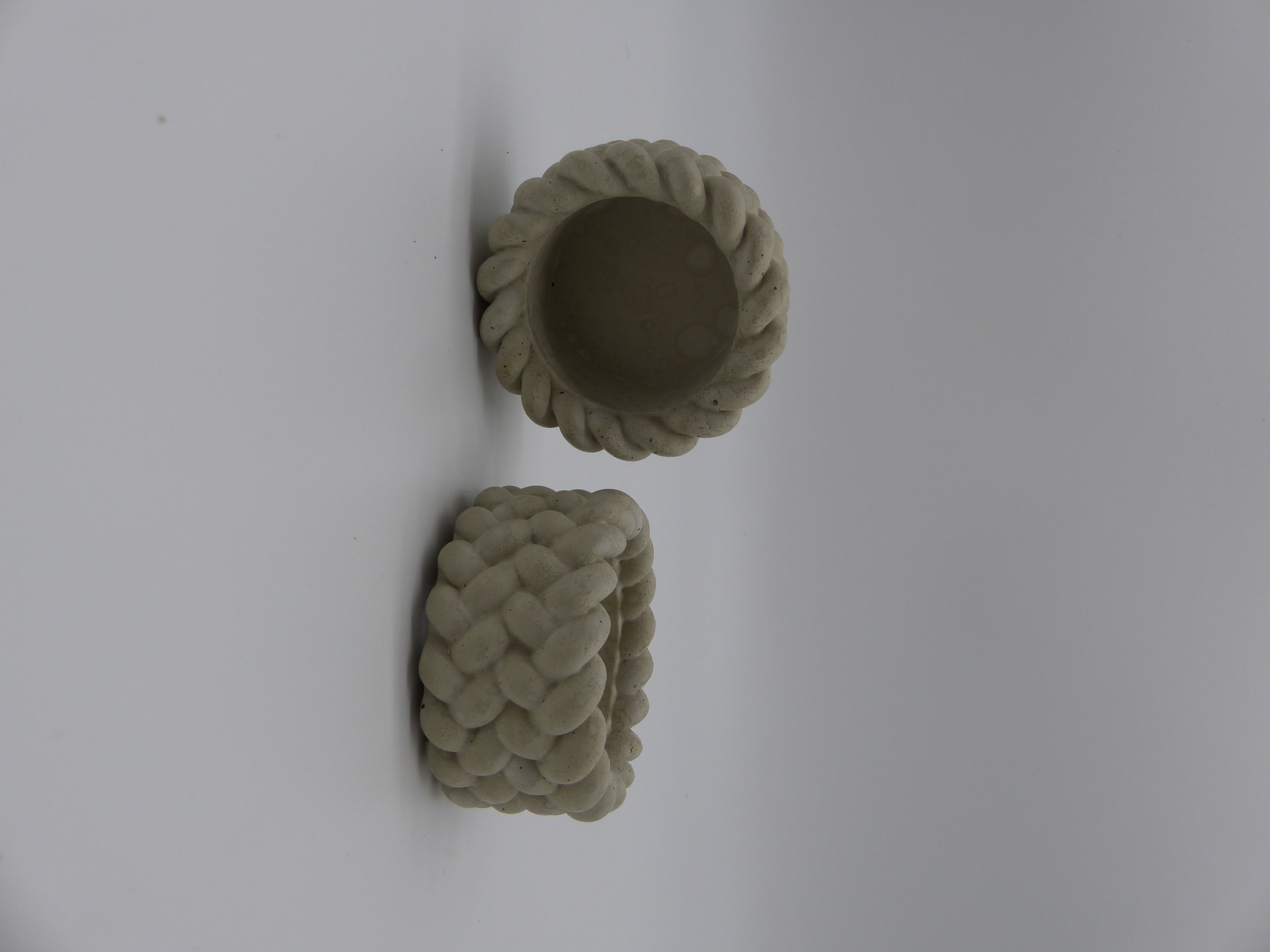 Beton-Teelichthalter