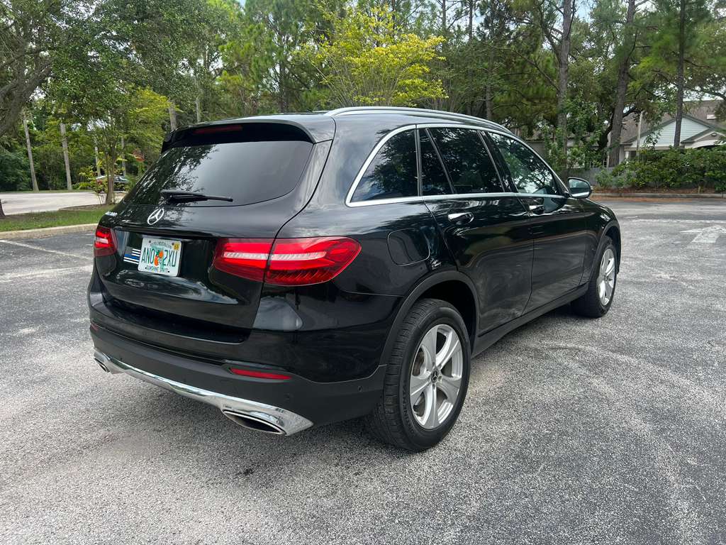2018 MERCEDES BENZ GLC300
