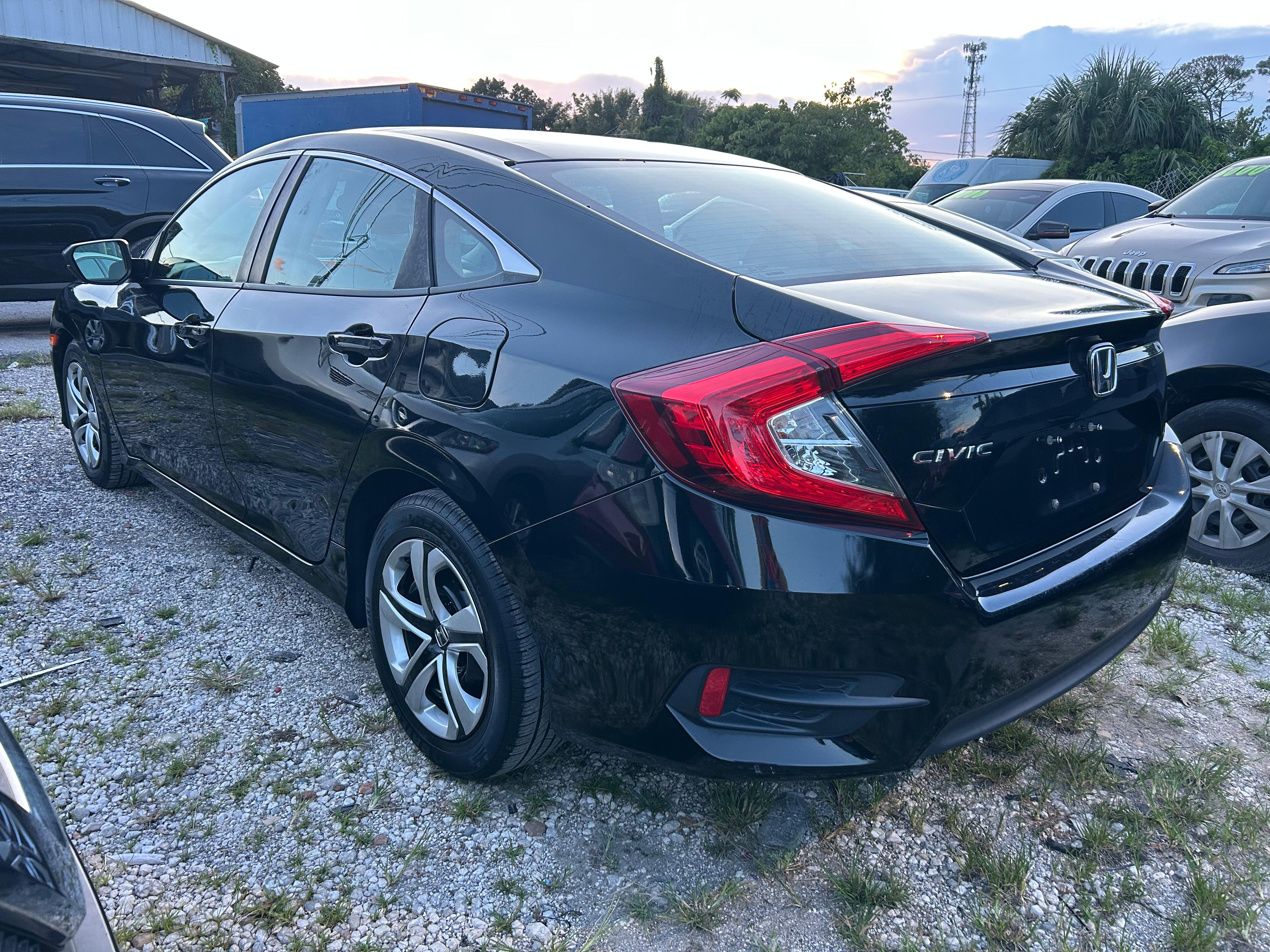 2018 HONDA CIVIC