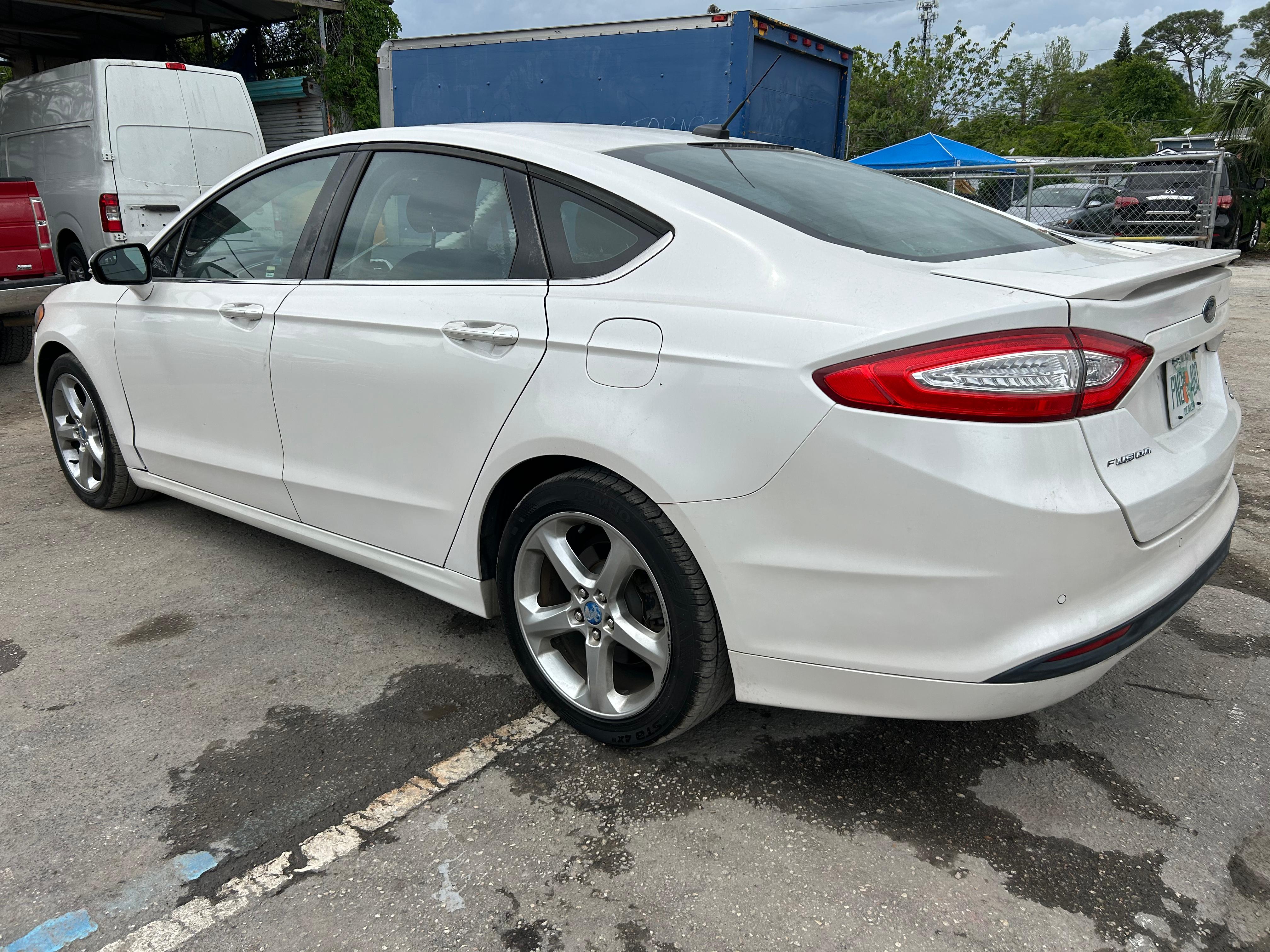 2013 FORD FUSION