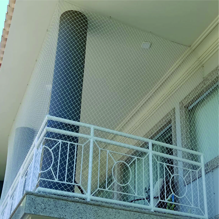 Tela de proteção para quadra