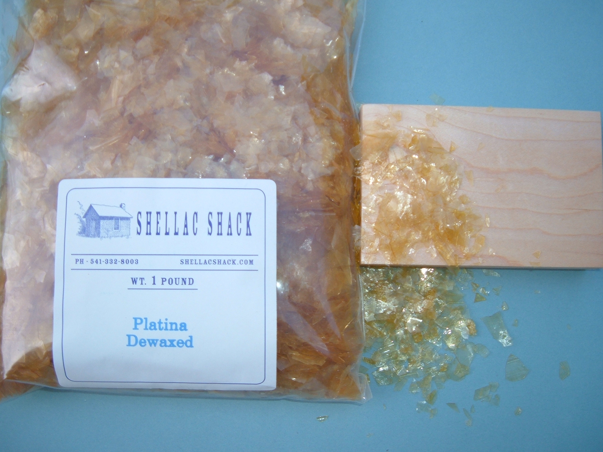 Platina Dewaxed Shellac Flakes