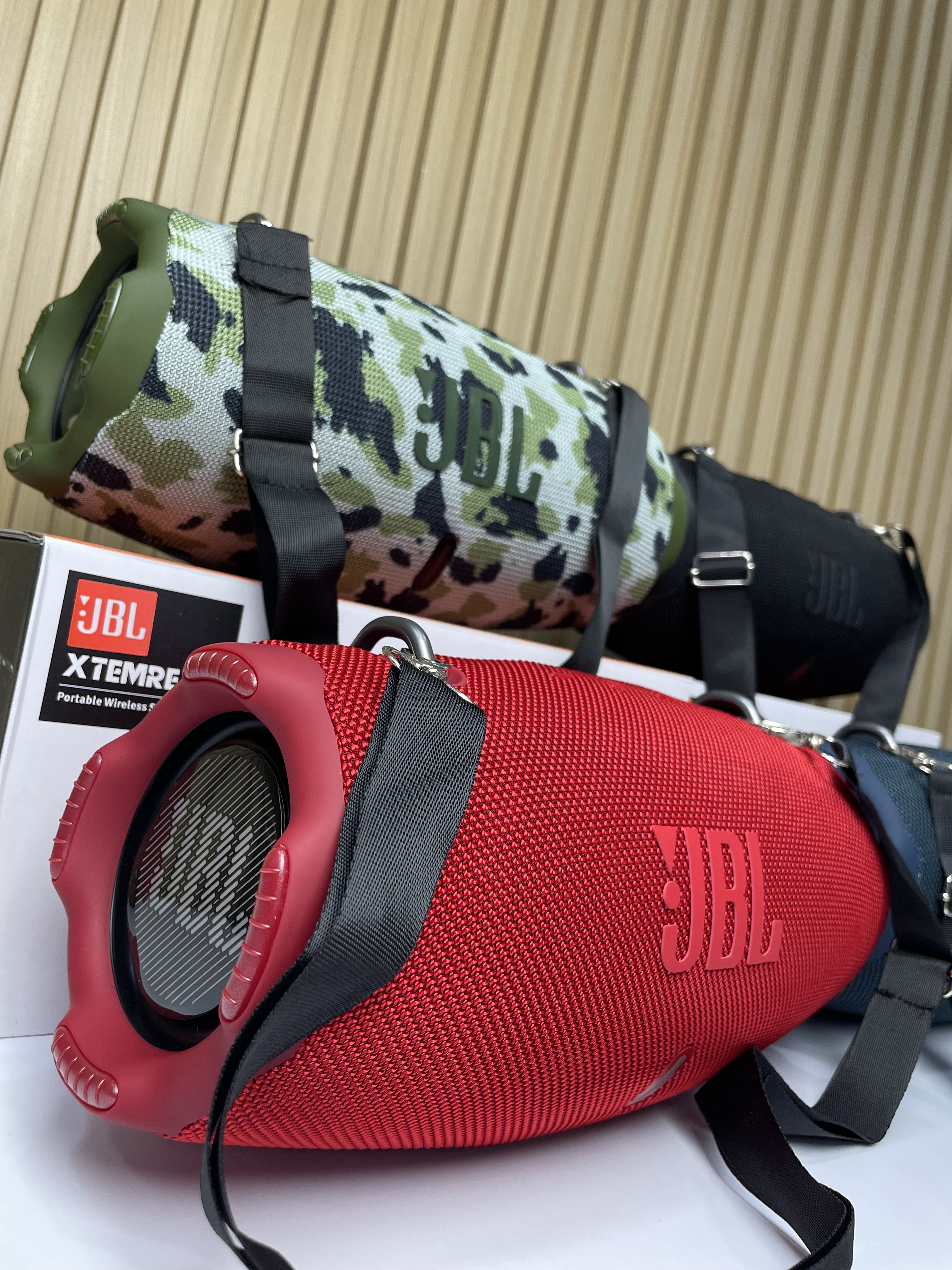 Parlante JBL Xtreme 4