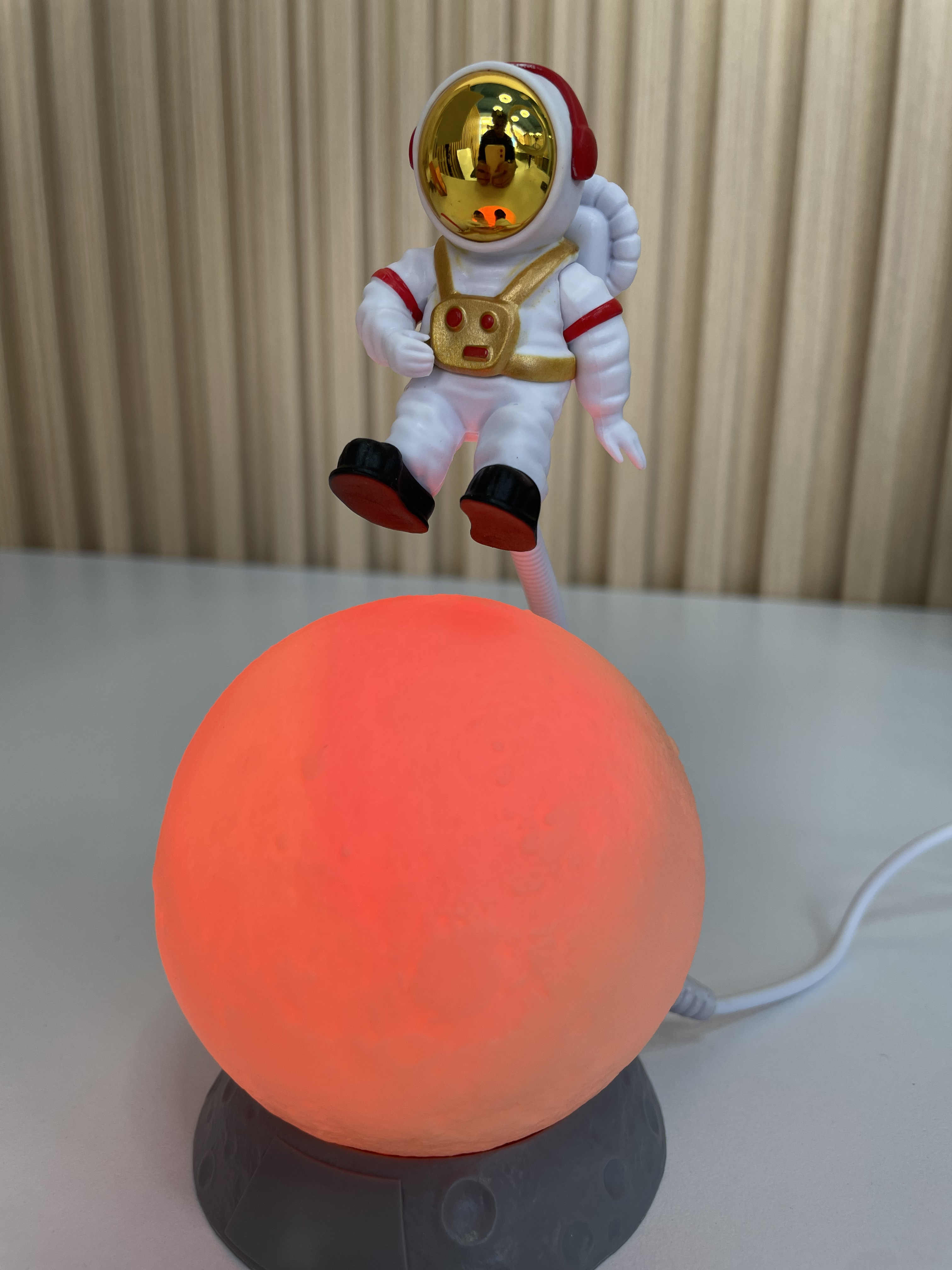 Lampara Astronauta Flotante