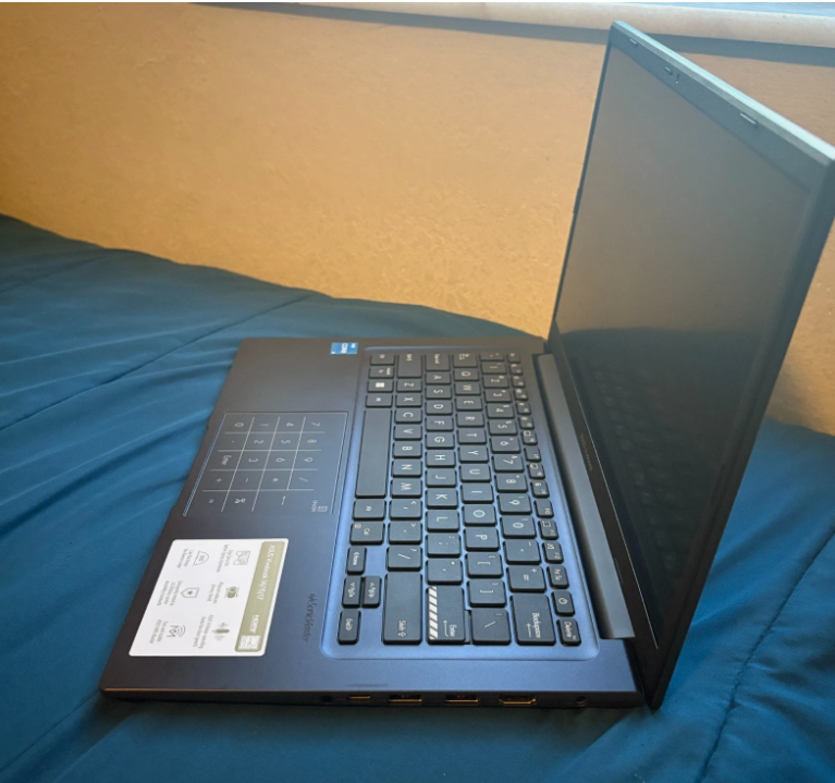 ASUS VIVOBOOK 14'' 16GB RAM 512GB SSD Intel I3-1215U 