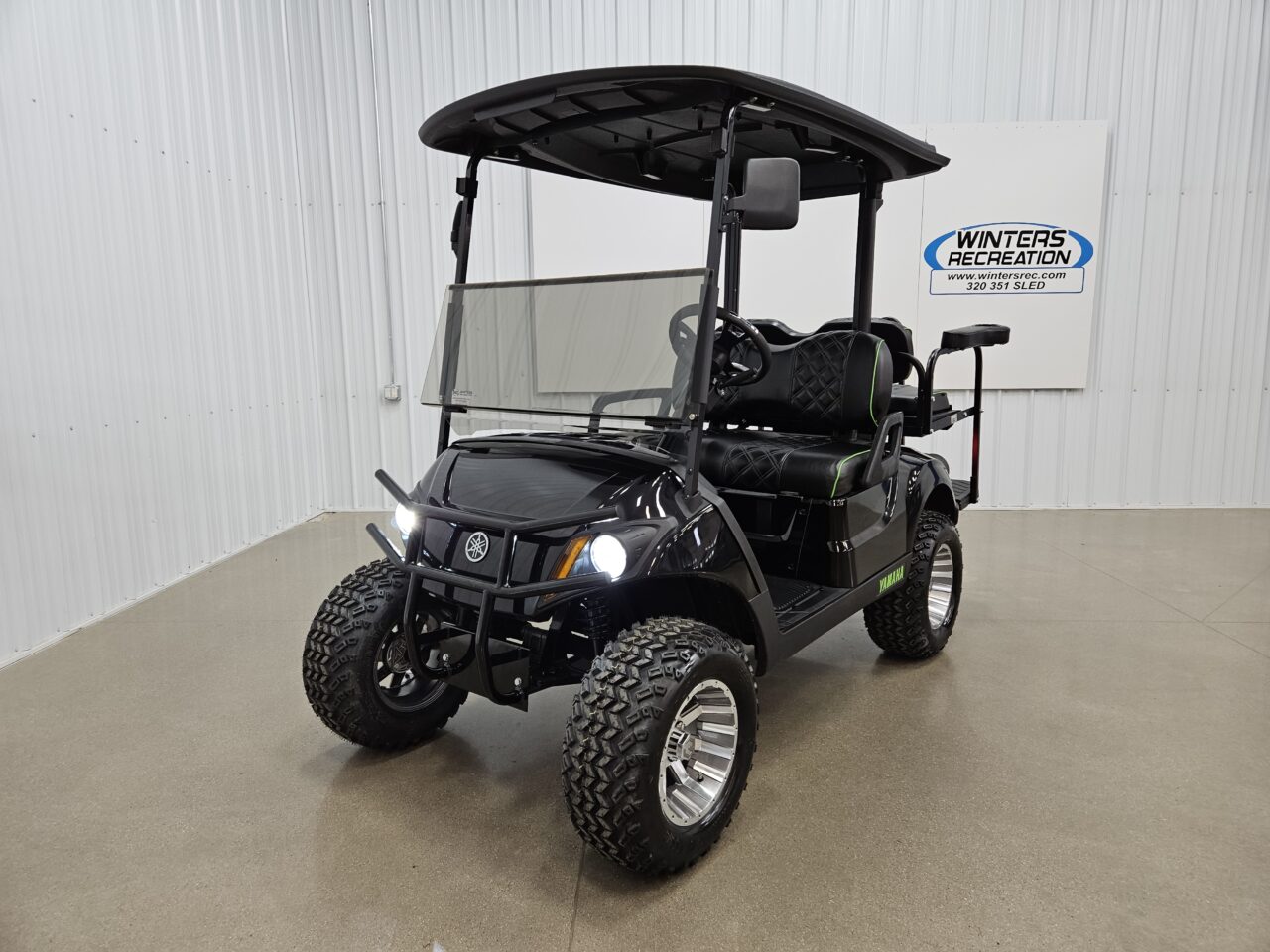 2016 Yamaha Black Drive 2+2 Lifted 4 Passenger Golf Cart