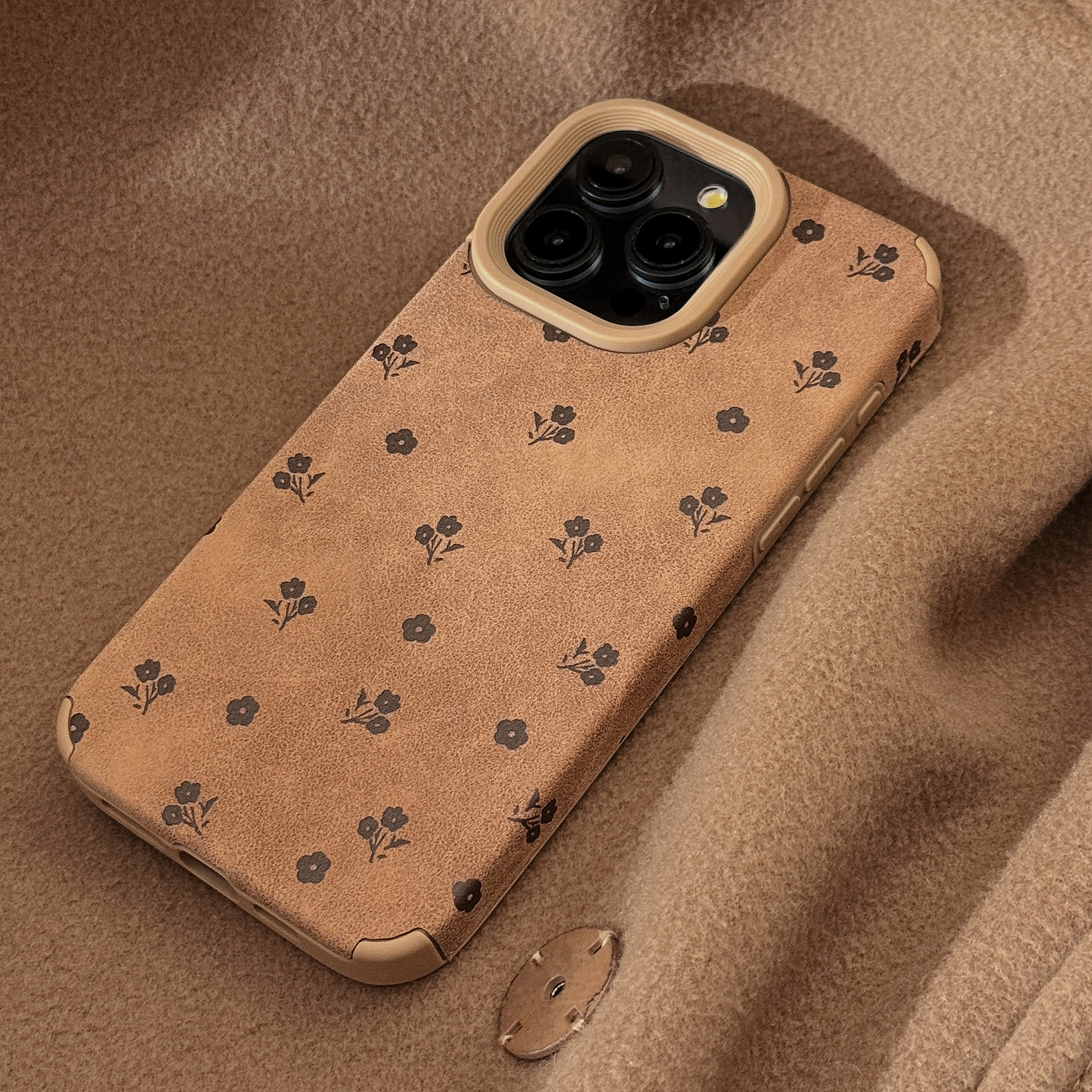Chic Flora vegan leather phone case 