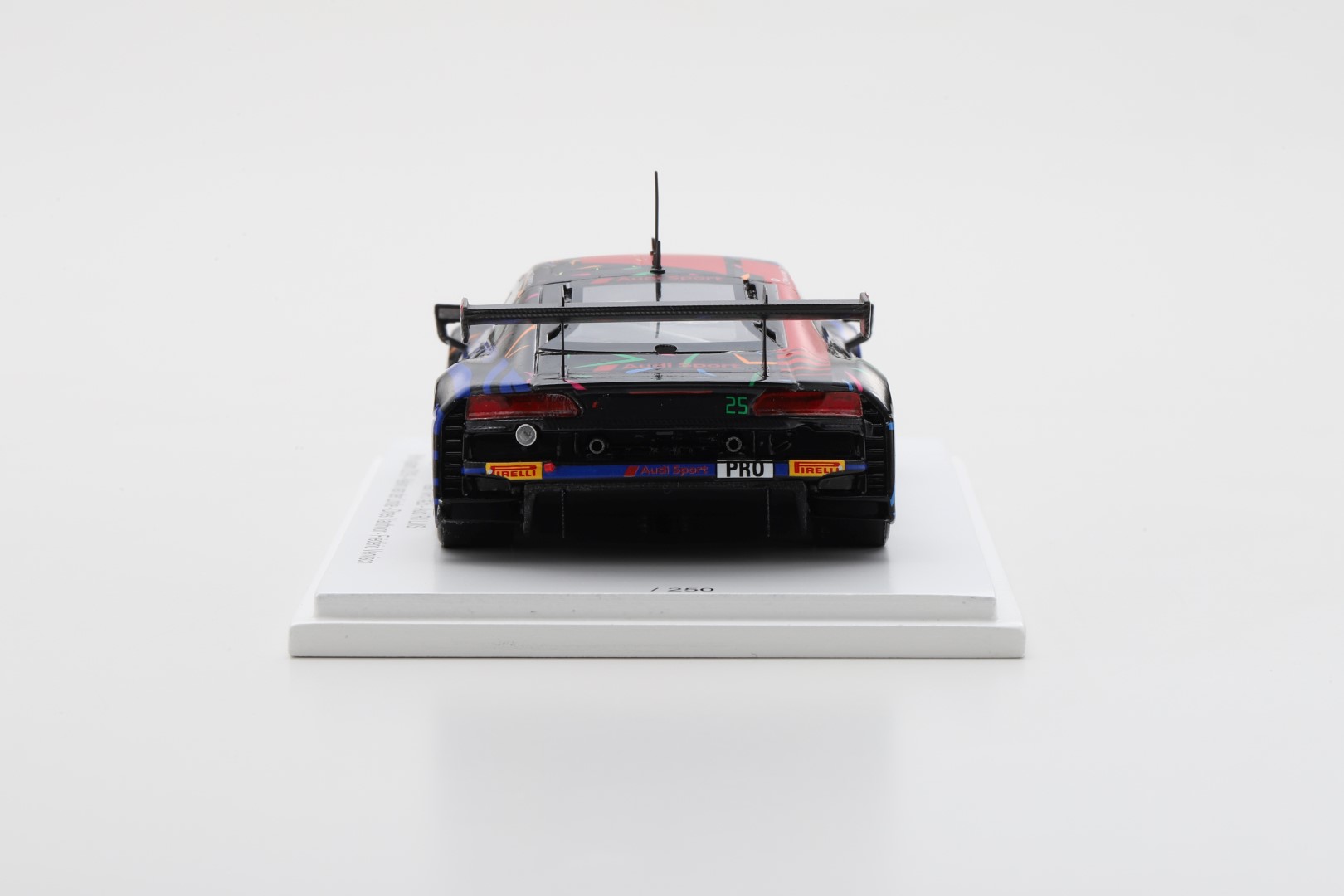 Audi R8 LMS GT3 - #25 - WRT Racing - 9H Kyalami 2019 - (FF005)
