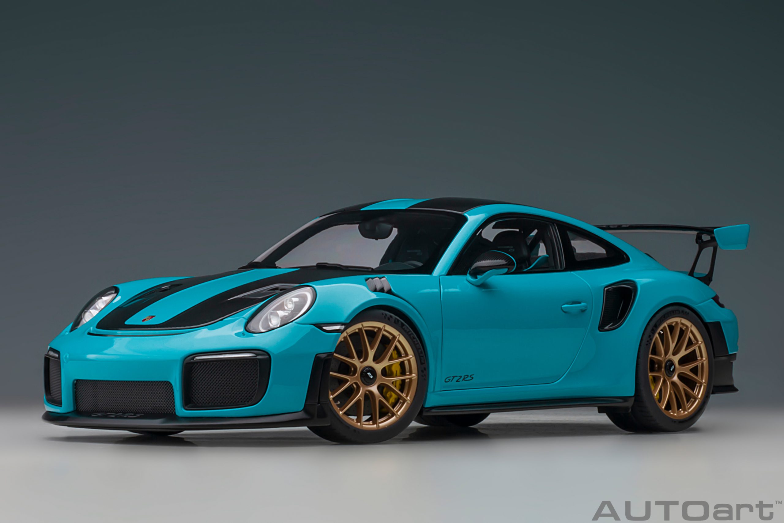 Porsche 911 GT2 RS - Miami Blau - (78175)
