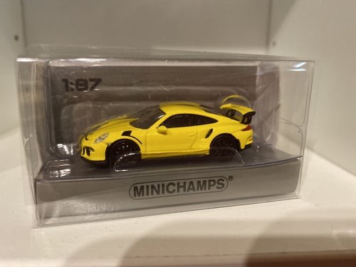 Porsche 911 GT3 RS - Gelb - (870063222)