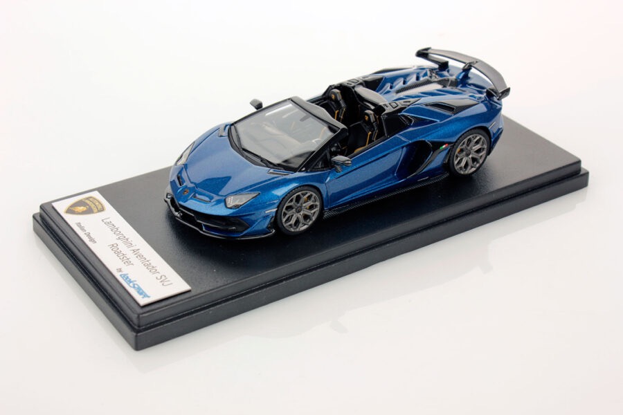 Lamborghini Aventador SVJ Roadster - Blu Caelum - (LS501F)
