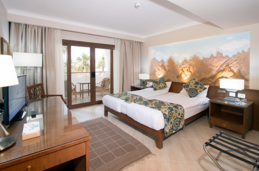 Luxury Hotel Advanced Open Water Course - half board