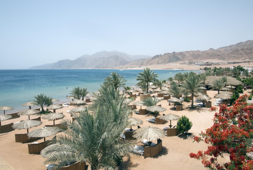 Luxury Hotel Fun Dive Package - half board
