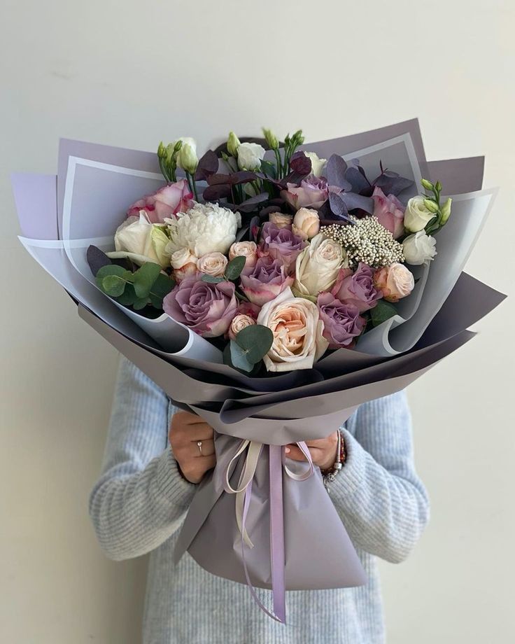 Elegant Mixed Flower Bouquet