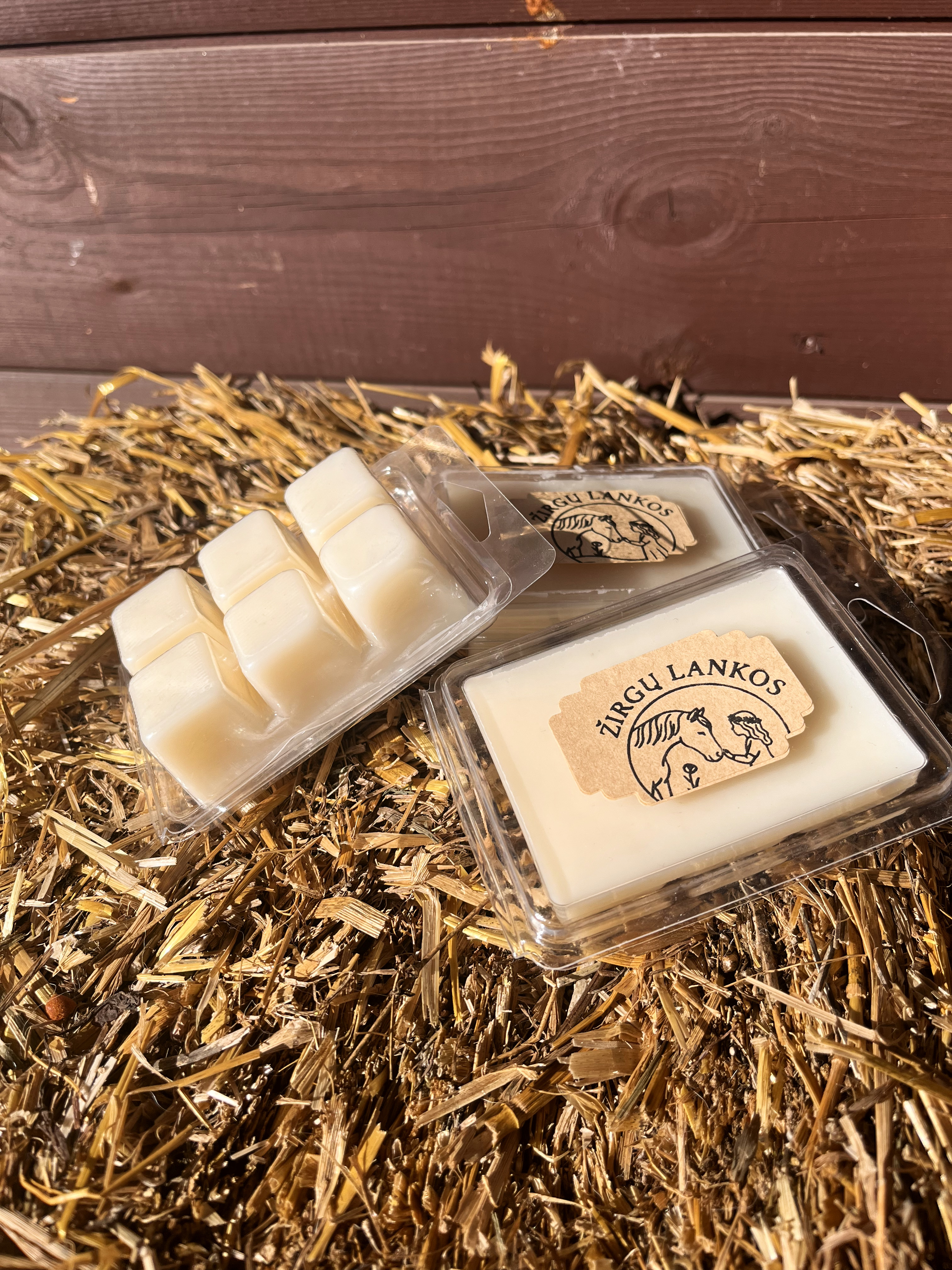 Žirgų lankų natūralus sojų vaško tirpukas „Ryto pieva“