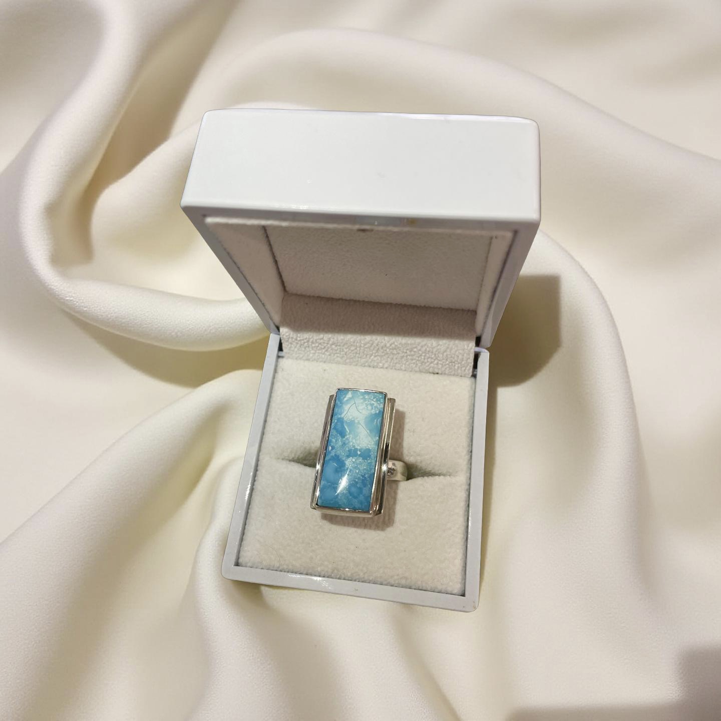 Rectangular turquoise ring