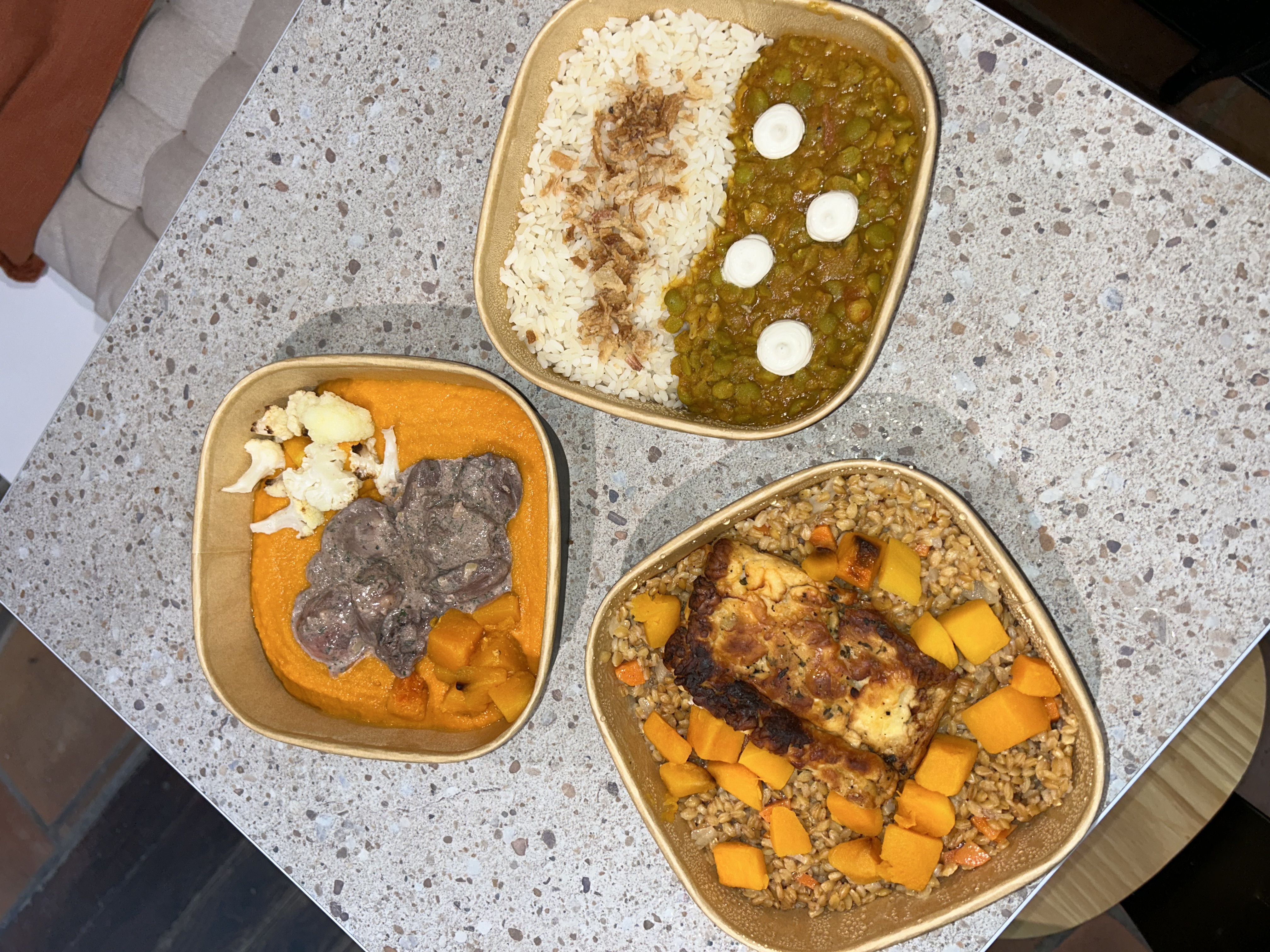 Jeudi - Croziflette (crozet, reblochon, lardons, oignons)