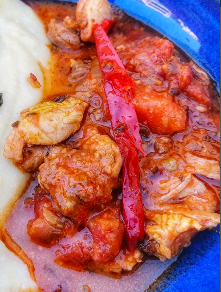 Jeudi - Axoa de Veau, carottes jaunes rôties, pâtes du Lauragais et lentilles du Lauragais (BIO + Option VÉGÉ) By le Bouche À Louche