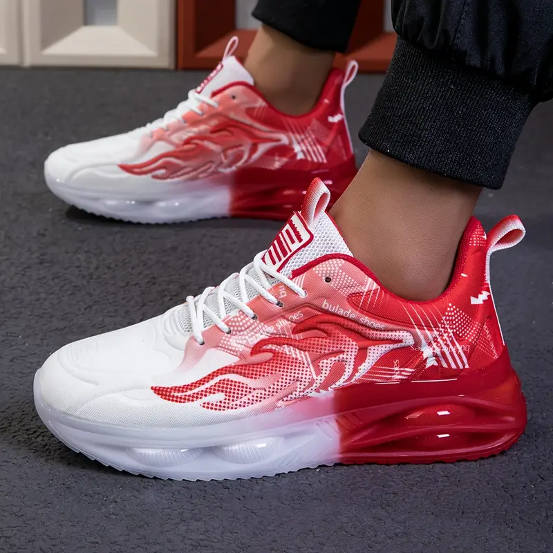 Chaussures de sport blanches et noires