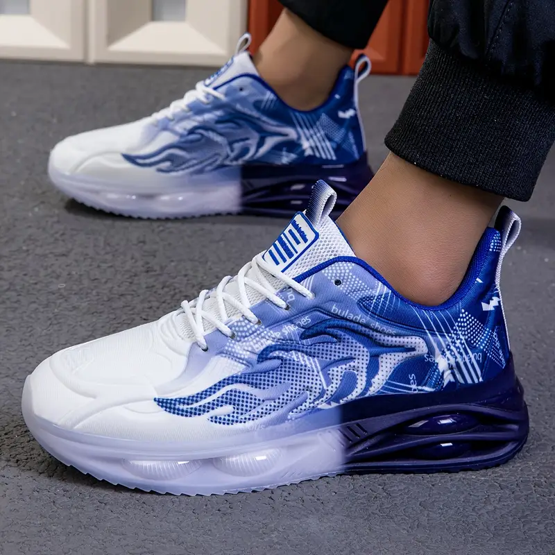 Chaussures de sport blanches et noires