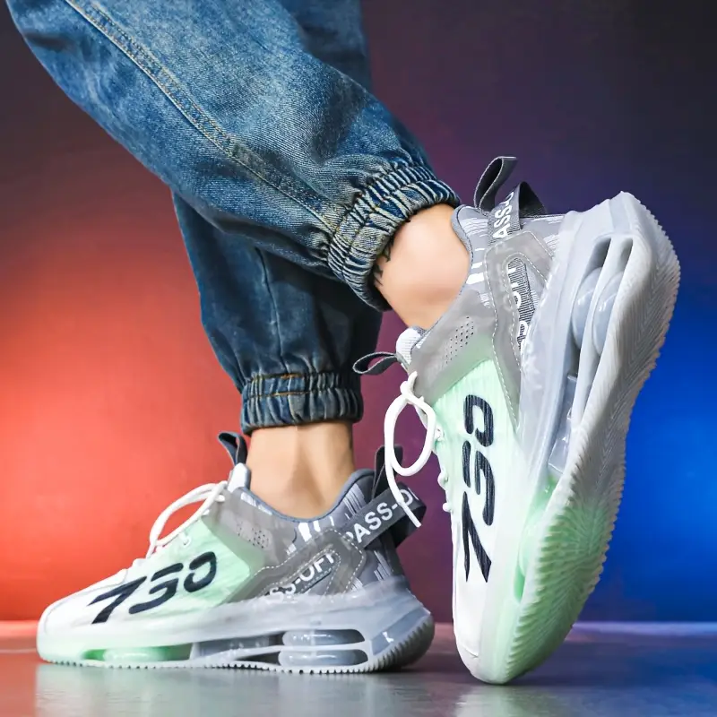 Chaussures de sport 750