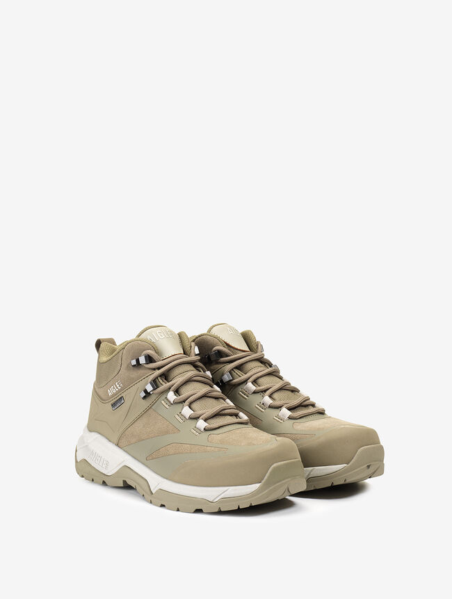 La chaussure de marche ultra légère avec membrane imperméable