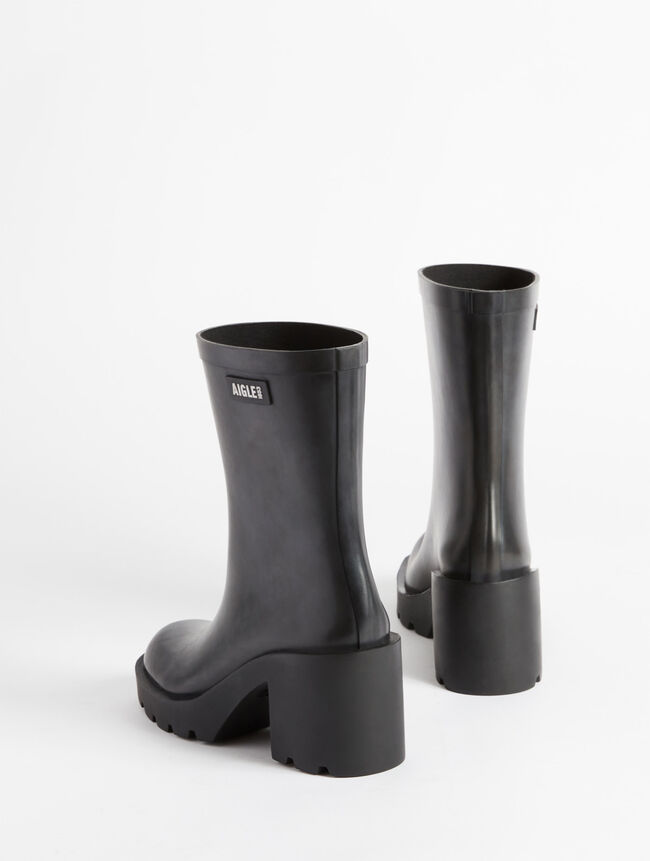 La botte de pluie à talon Monceau, le meilleur atout pour allier style et confort en ville.